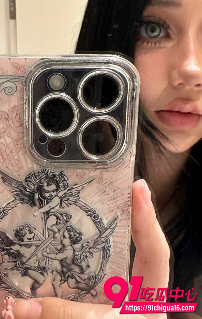 全网跪求抖音女网红索菲亚不雅自拍11