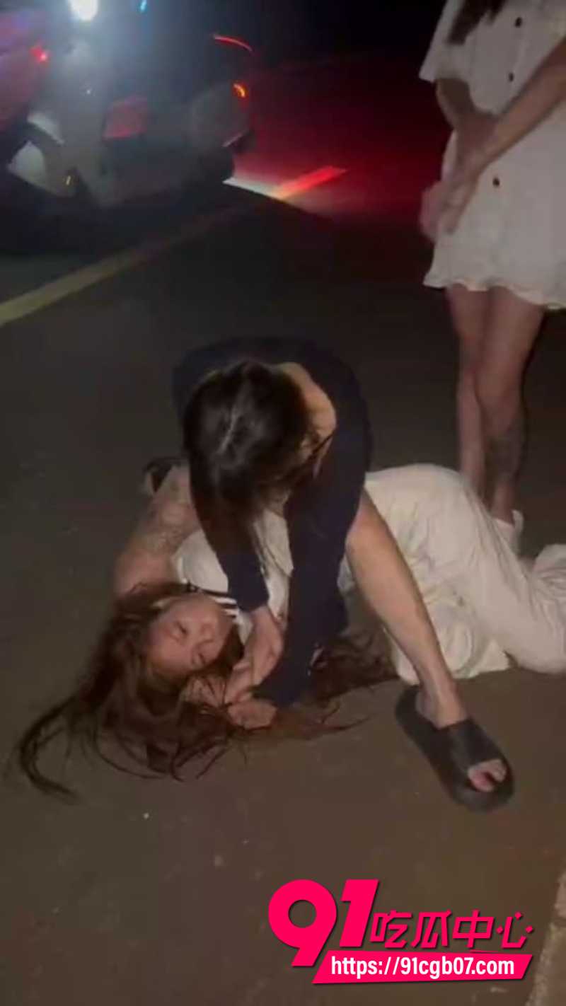 爆炸级精神小妹6