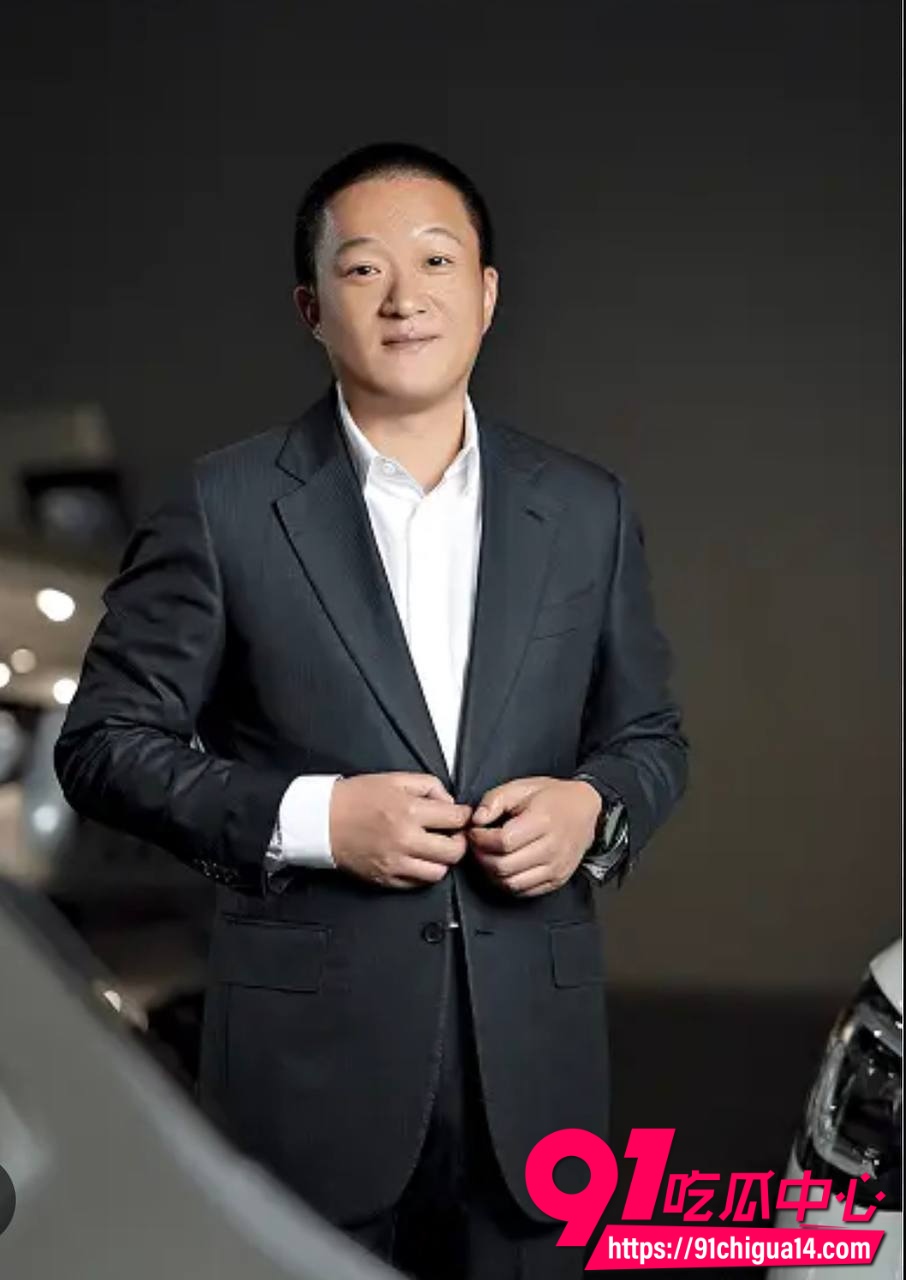 亚投行长女儿金刻羽24