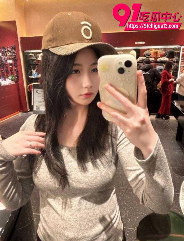 广东大三学生妹李嘉啟人体写真曝光1
