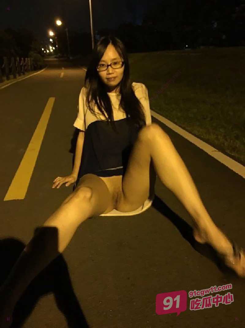 江西反差孕妇周宇琪 大肚子母狗马上要生 性欲高涨急迫和老公打炮 被干完能立马来好运吗？