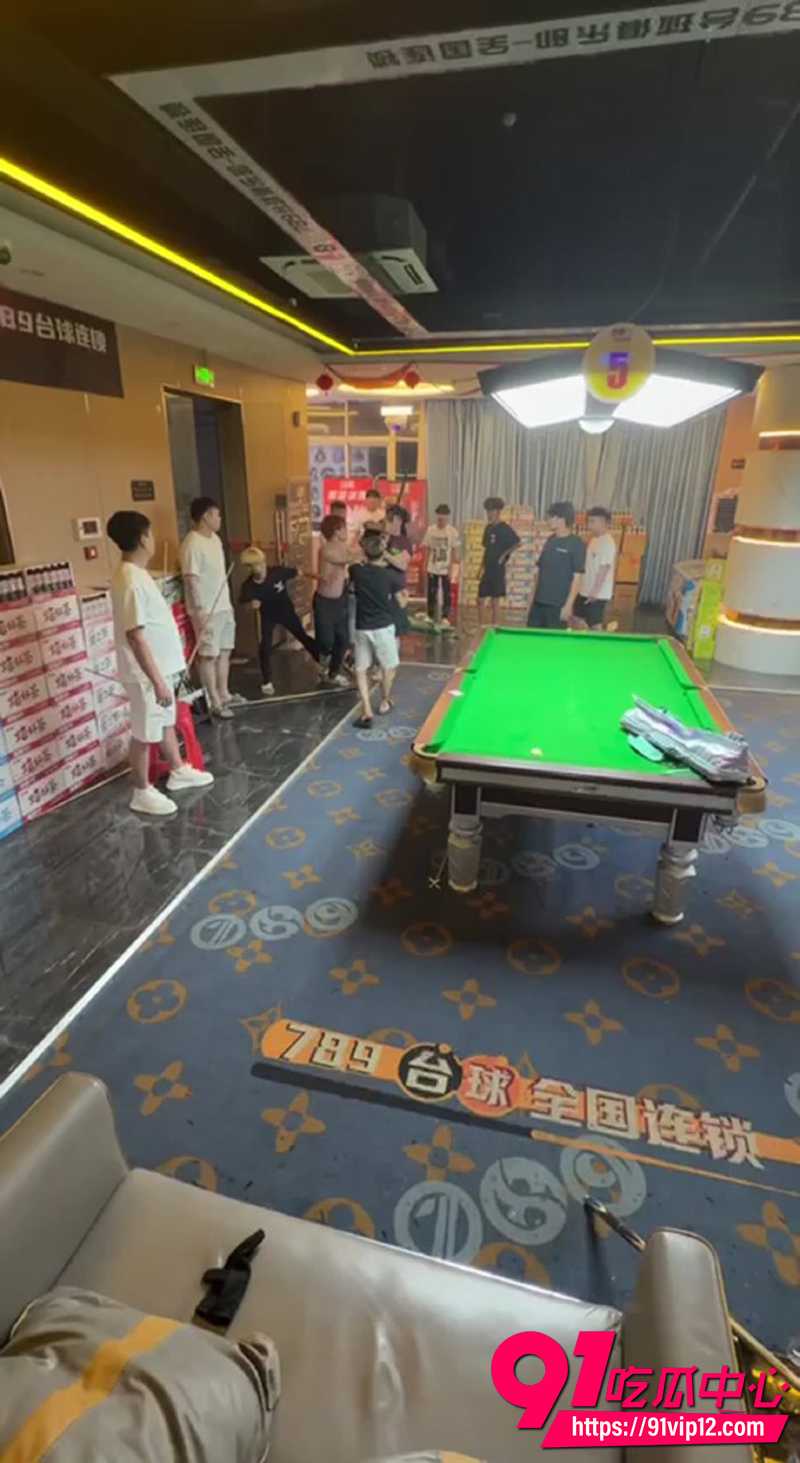 湖南永州道县台球厅打架现场 2