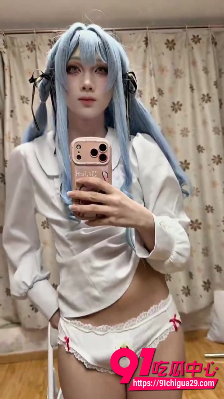 cosplay蓝发双马尾1 cosplay蓝发双马尾1