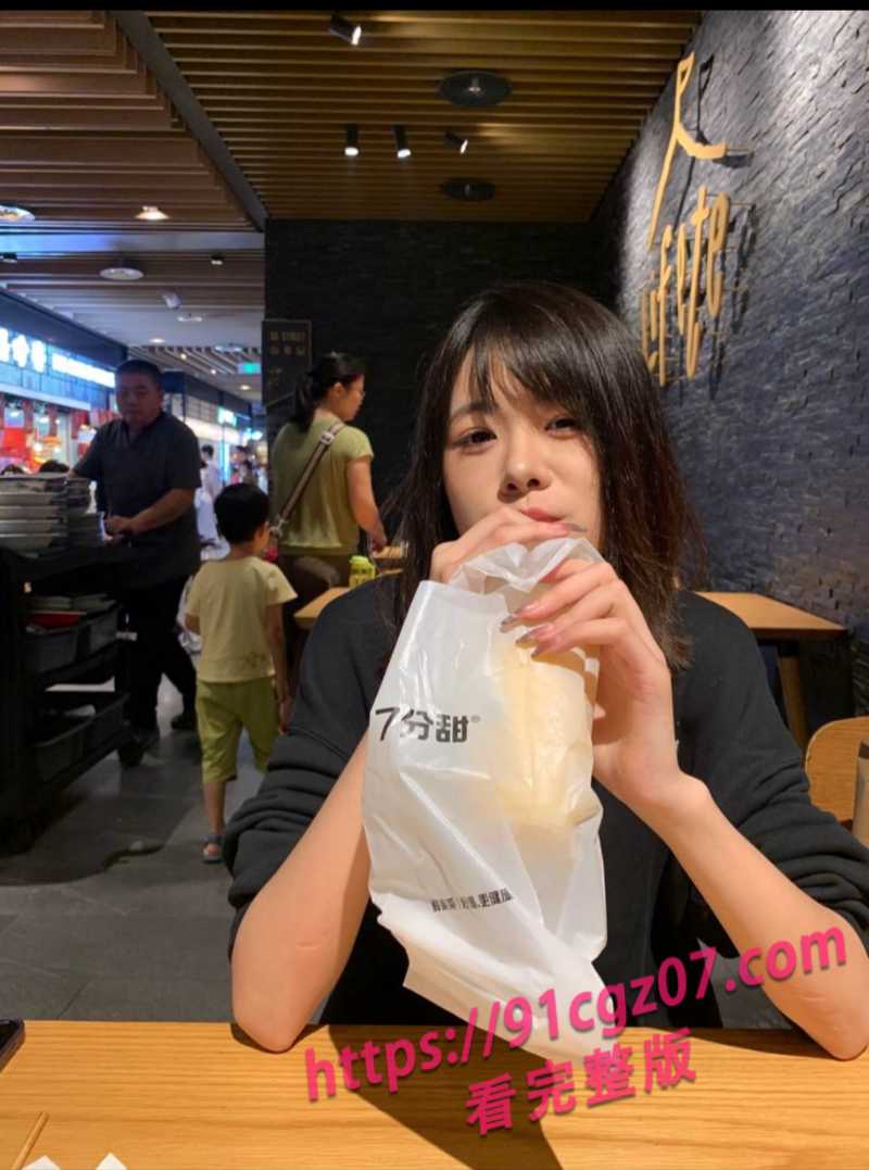 清纯嫩妹被男友强制拍摄性爱2素材水印版