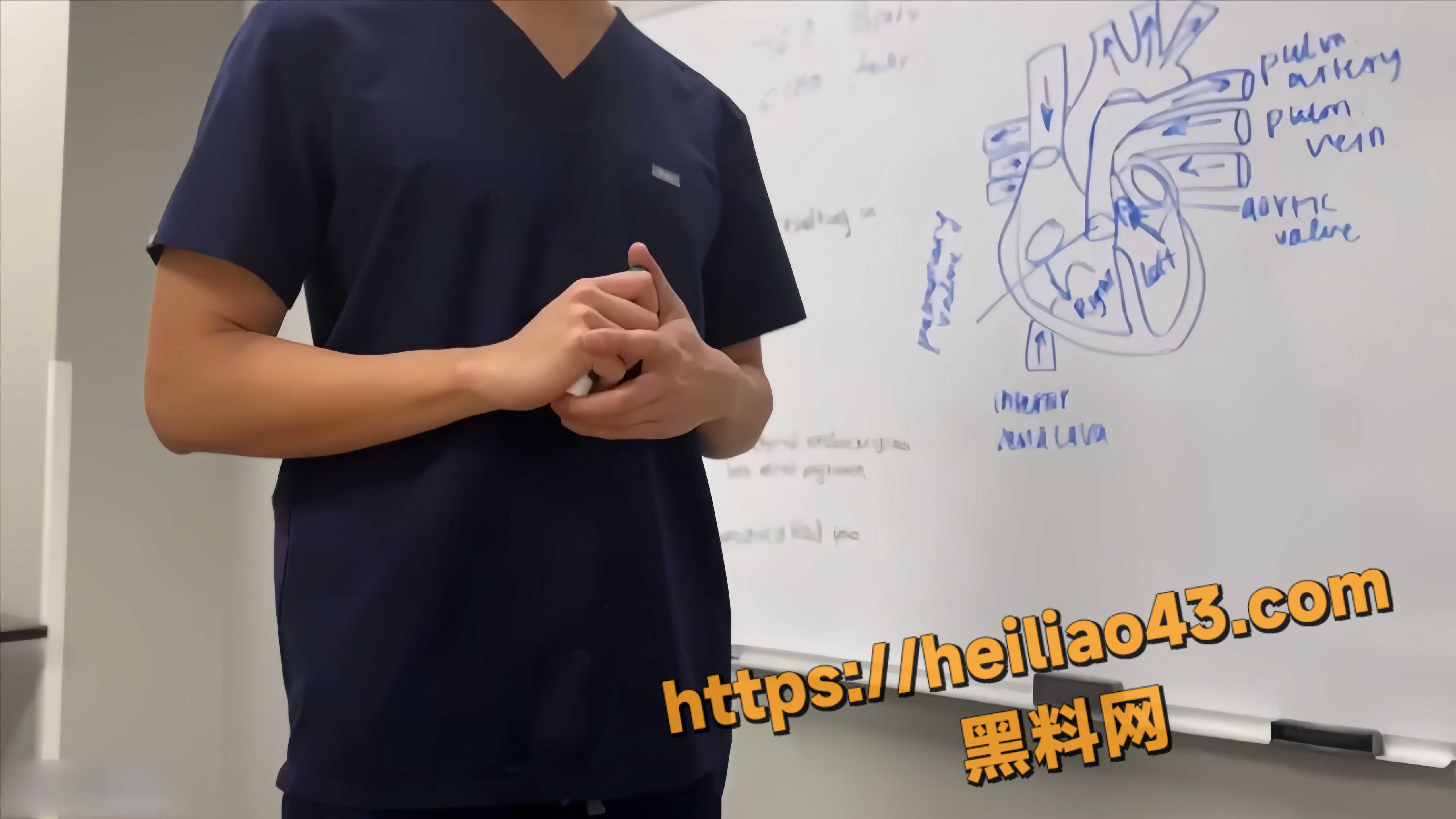 韩国留学医科生 ElleLee 勾引导师啪啪 天然阴户被爆操中出！