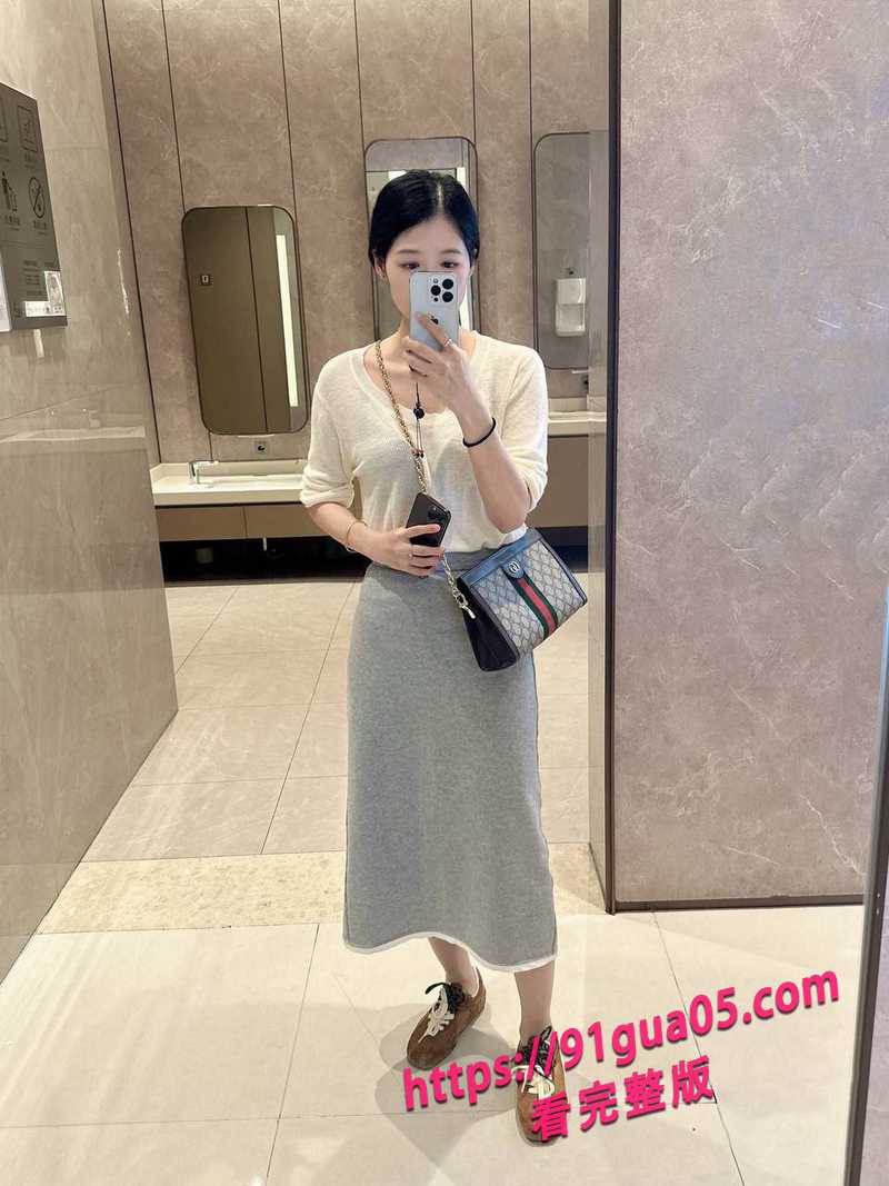 儿子献身服侍母亲05