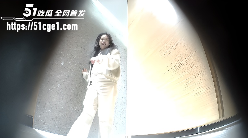 夜总会女厕高清全景偷拍 1 夜总会女厕高清全景偷拍 1