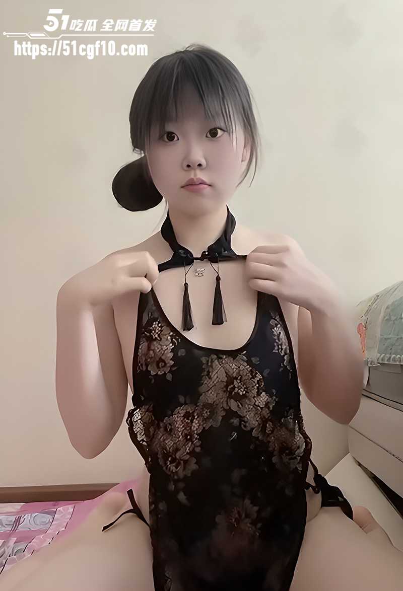清纯抖音网红小羊s露脸脱衣定制视频7拷贝 清纯抖音网红小羊s露脸脱衣定制视频7拷贝