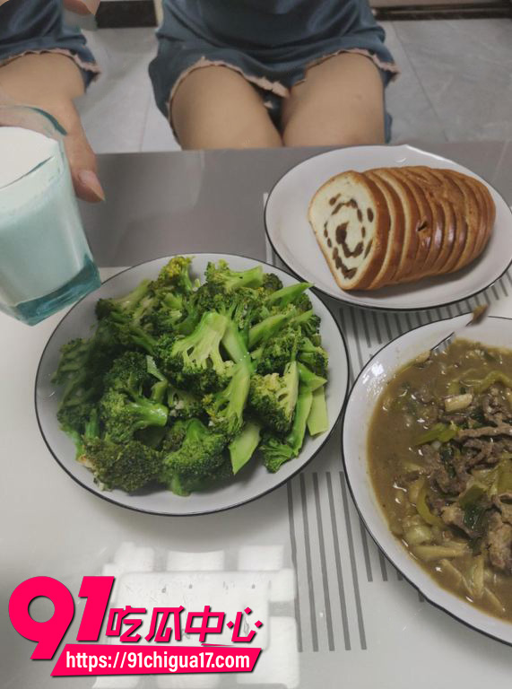 操嫂子操的正猛的时候14
