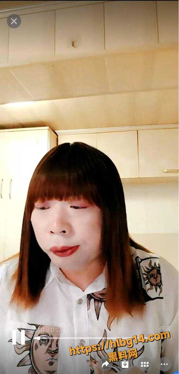 太炸裂了 网红TS阿红 男扮女装吃了无数帅哥直男 3年产出1000部视频 每天都在上演！