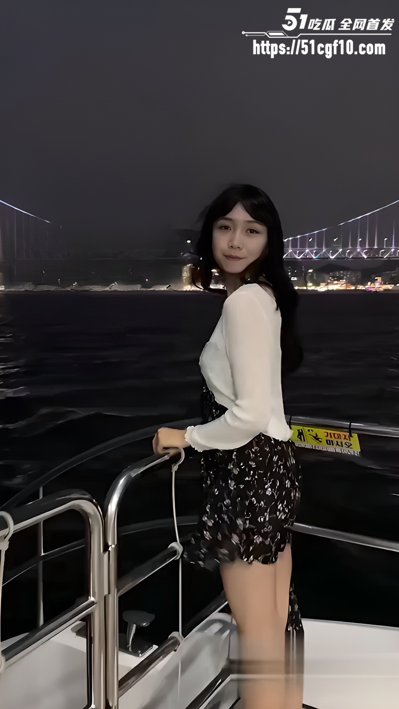 大长腿机车博主私密外流 4