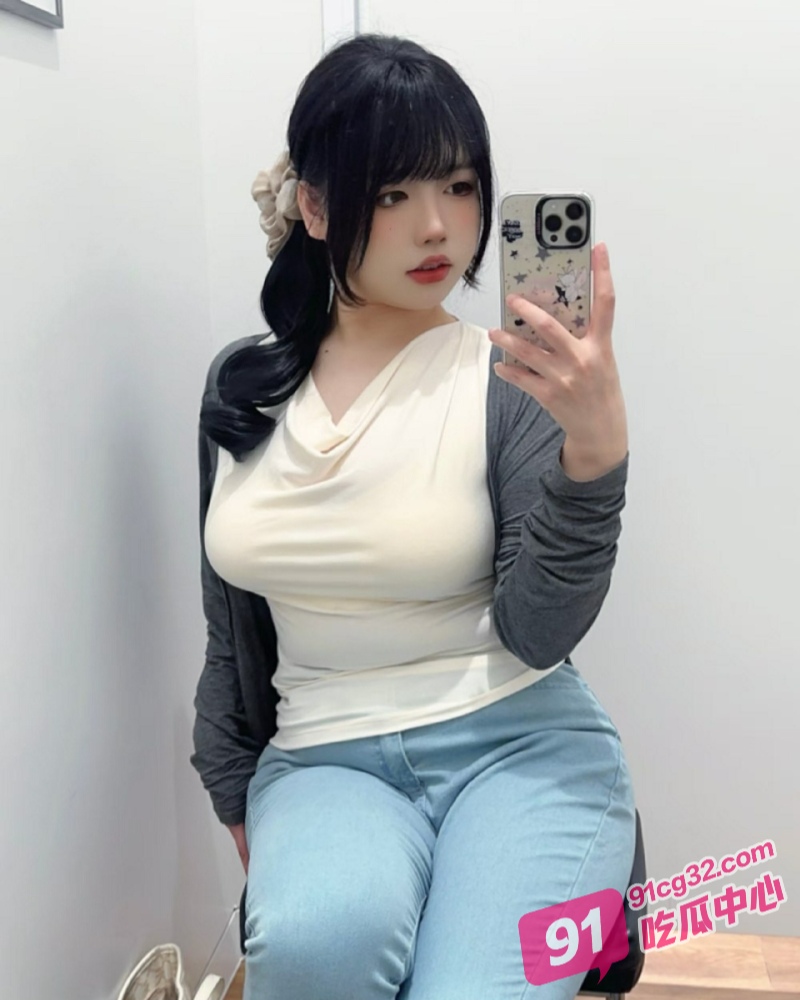 推特网红 鸽鸽咕咕 高清自慰私拍曝光 巨乳萌妹软糯呻吟声声入魂！ 配图3