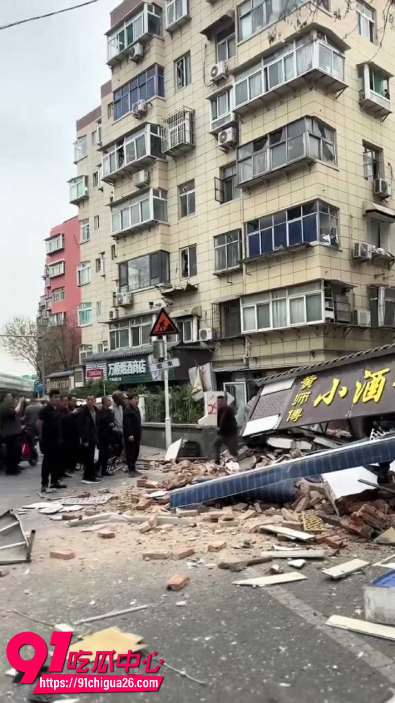 济南天桥黄师傅小酒馆坍塌2