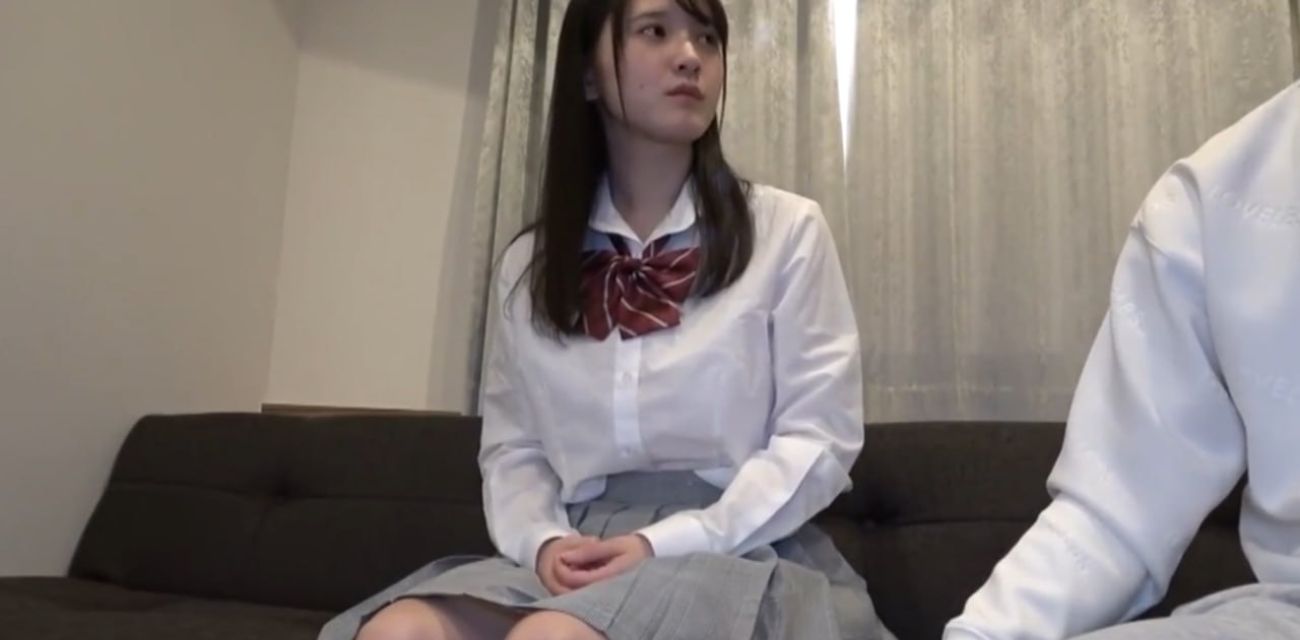 SSS级无码素人首秀 偶像级颜值H杯爆乳JK少女私下被猛男狂干