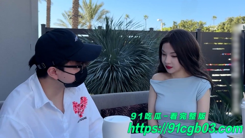反差人妻Ashley公园搭讪路人约炮视频网页素材1水印版