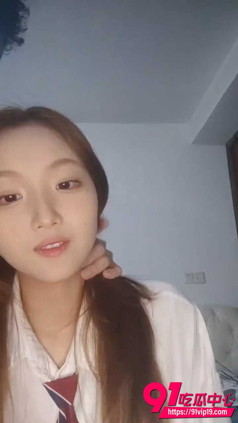 花臂精神小妹下海直播 1