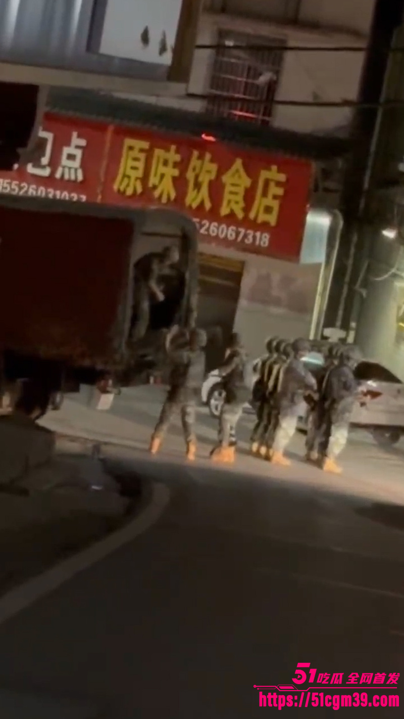 湖南邵阳塘渡口 绑匪绑炸弹抢银行 4 湖南邵阳塘渡口 绑匪绑炸弹抢银行 4