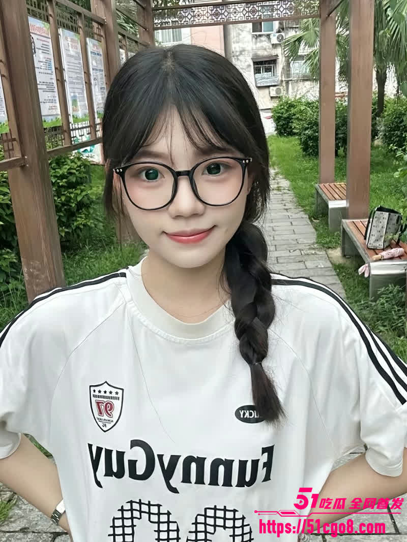 4深圳眼睛学妹