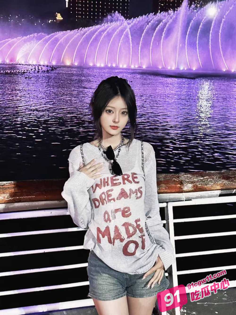 极品小萝莉喵喵 大尺度定制私拍流出 自慰抠穴搓奶发情 配图