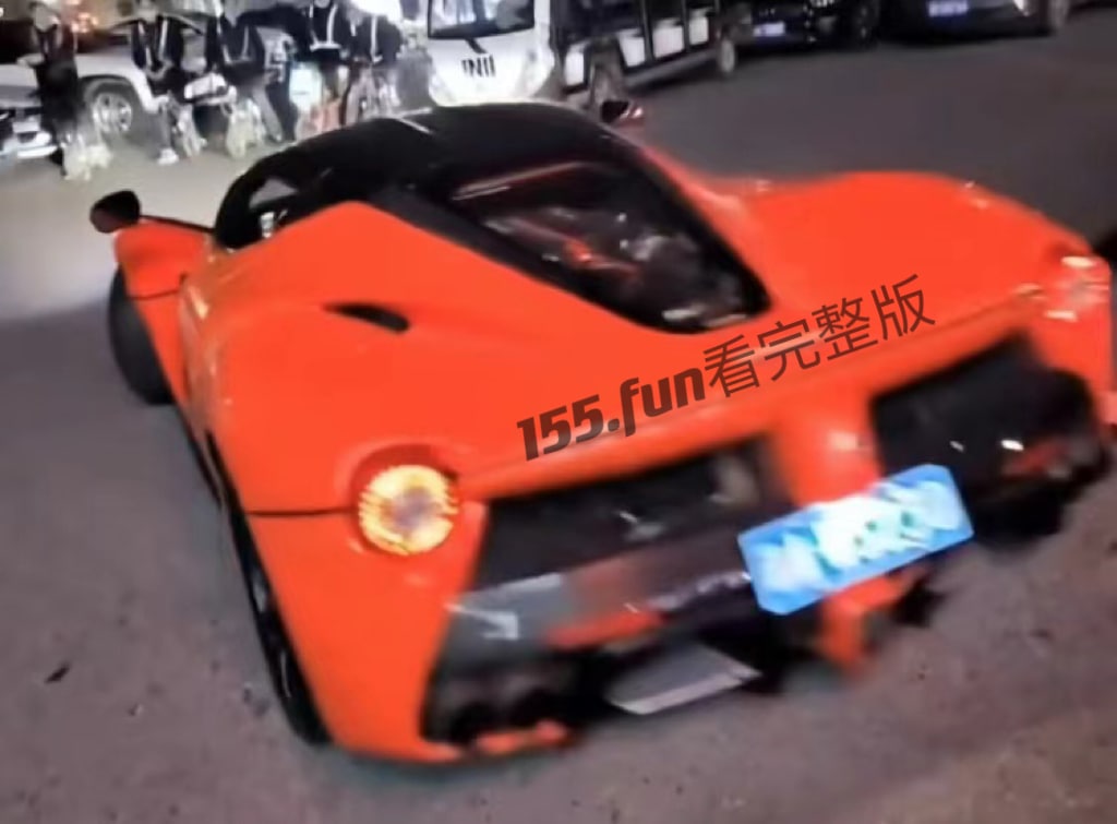 借法拉利装逼泡妞剐蹭倾家荡产