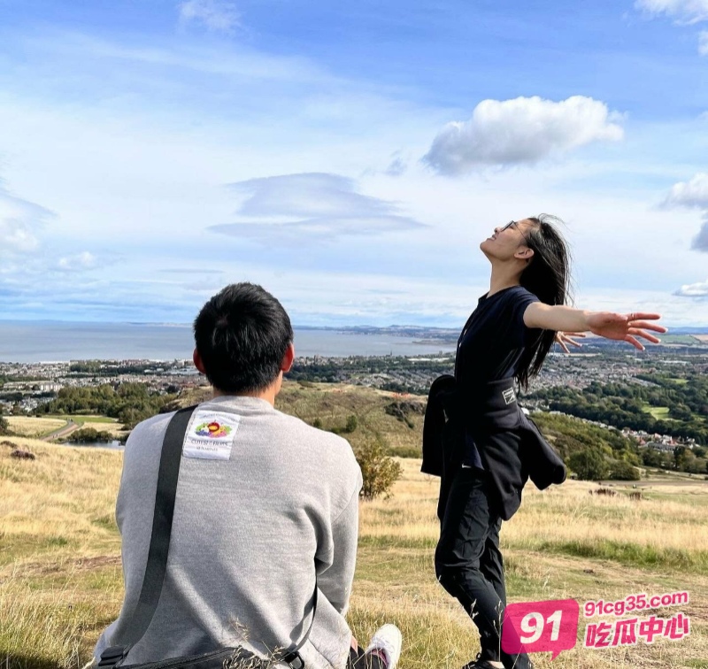 澳大利亚留学舞蹈生吴珺珊大量性爱私拍被曝 清纯女神到放荡尤物的蜕变 配图2