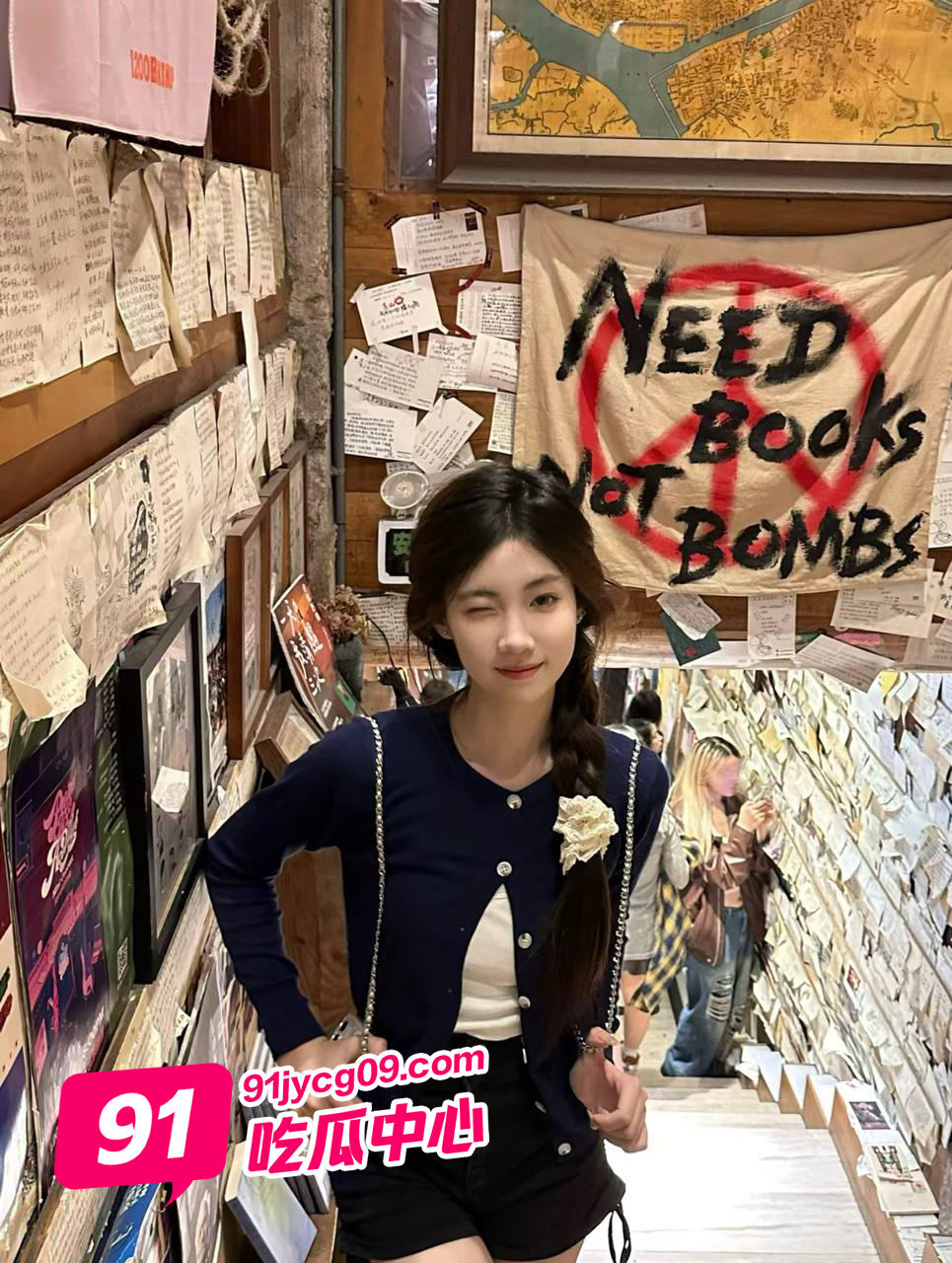 极品反差清纯脸~在校女大陈敏仪出轨男友室友私拍曝光!