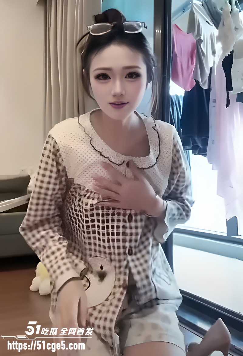 绝美网红主播真空走光合集 11 绝美网红主播真空走光合集 11
