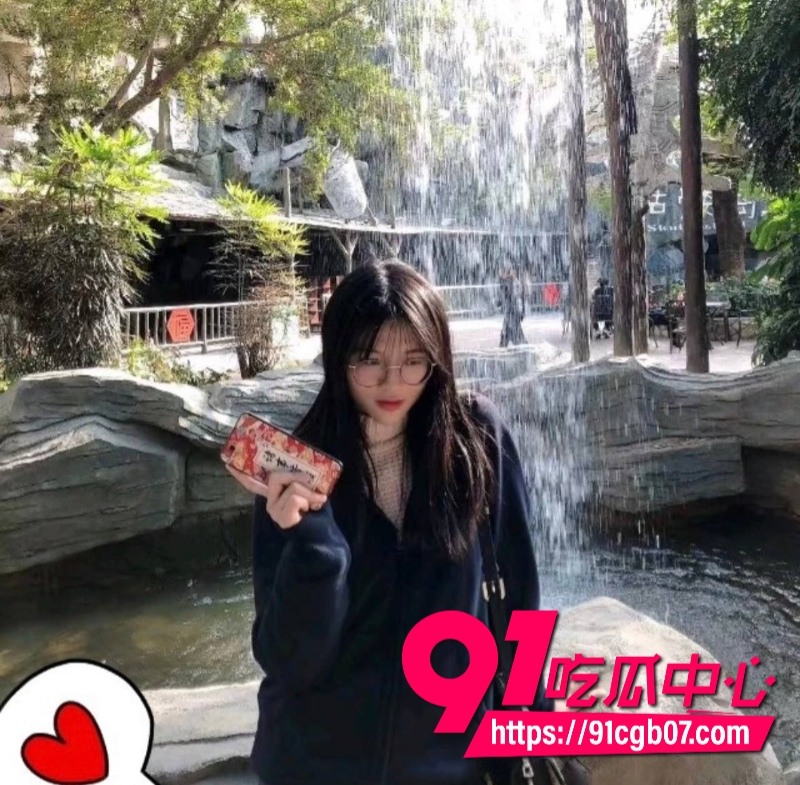 山东济南小学老师 张美玲 跟炮友不雅视频泄漏4 山东济南小学老师 张美玲 跟炮友不雅视频泄漏4