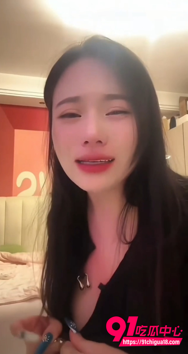 抖音花花呀喝多露点视频6