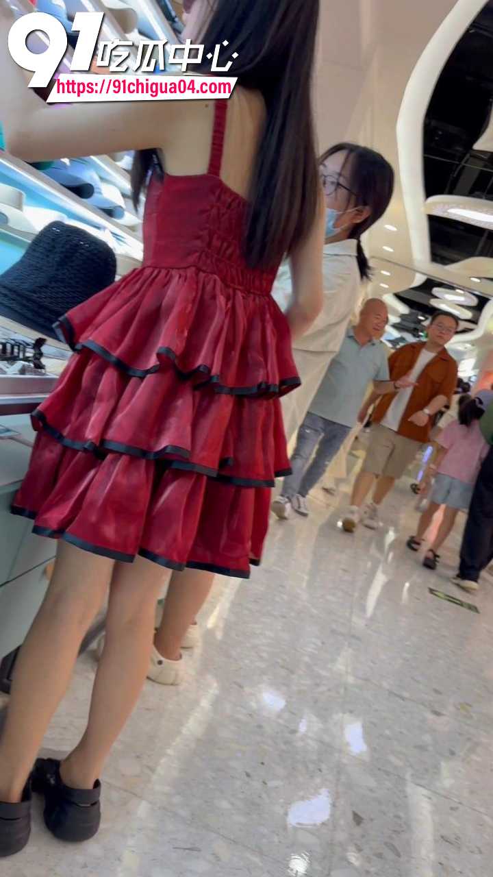 极品学生妹无内贴逼拍摄4
