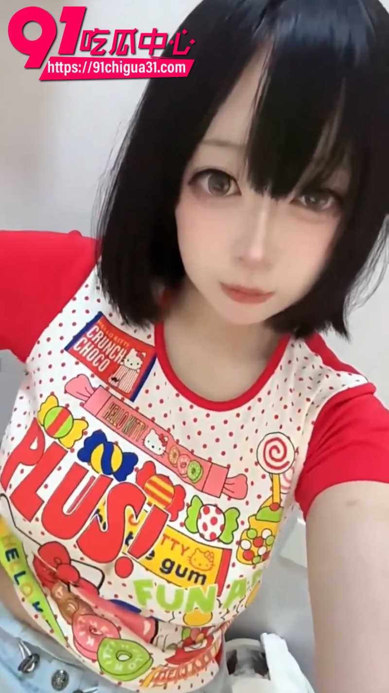 推特极品少女椿山民子 大尺度自慰福利曝光 短发巨乳小萝莉假阳具爆操粉穴