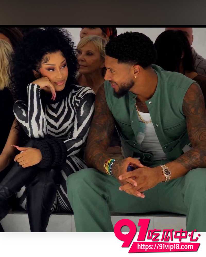 CardiB约会尼日利亚门将Maduka 24 CardiB约会尼日利亚门将Maduka 24