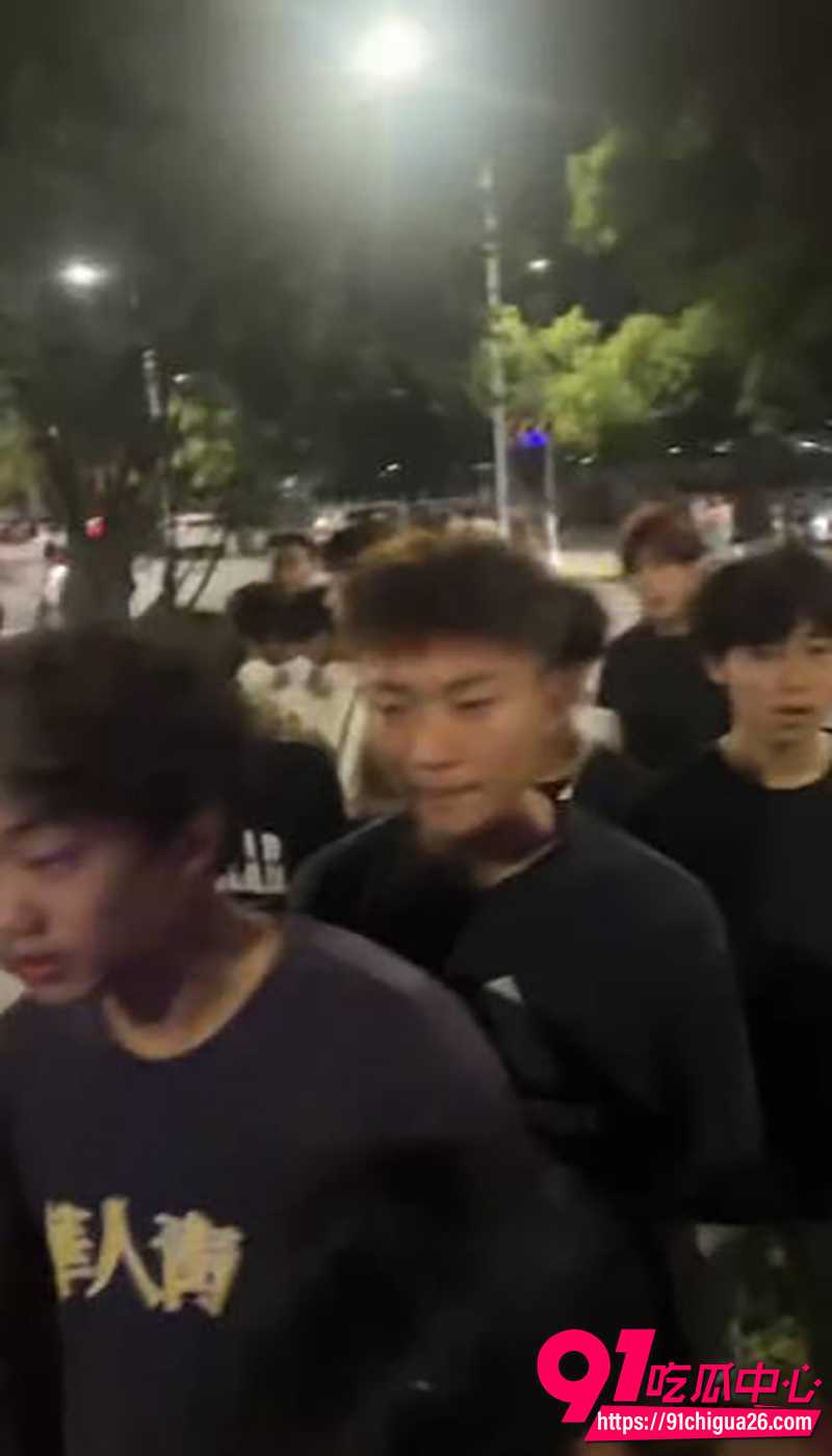 南宁深夜鬼火对撞事件 4 南宁深夜鬼火对撞事件 4