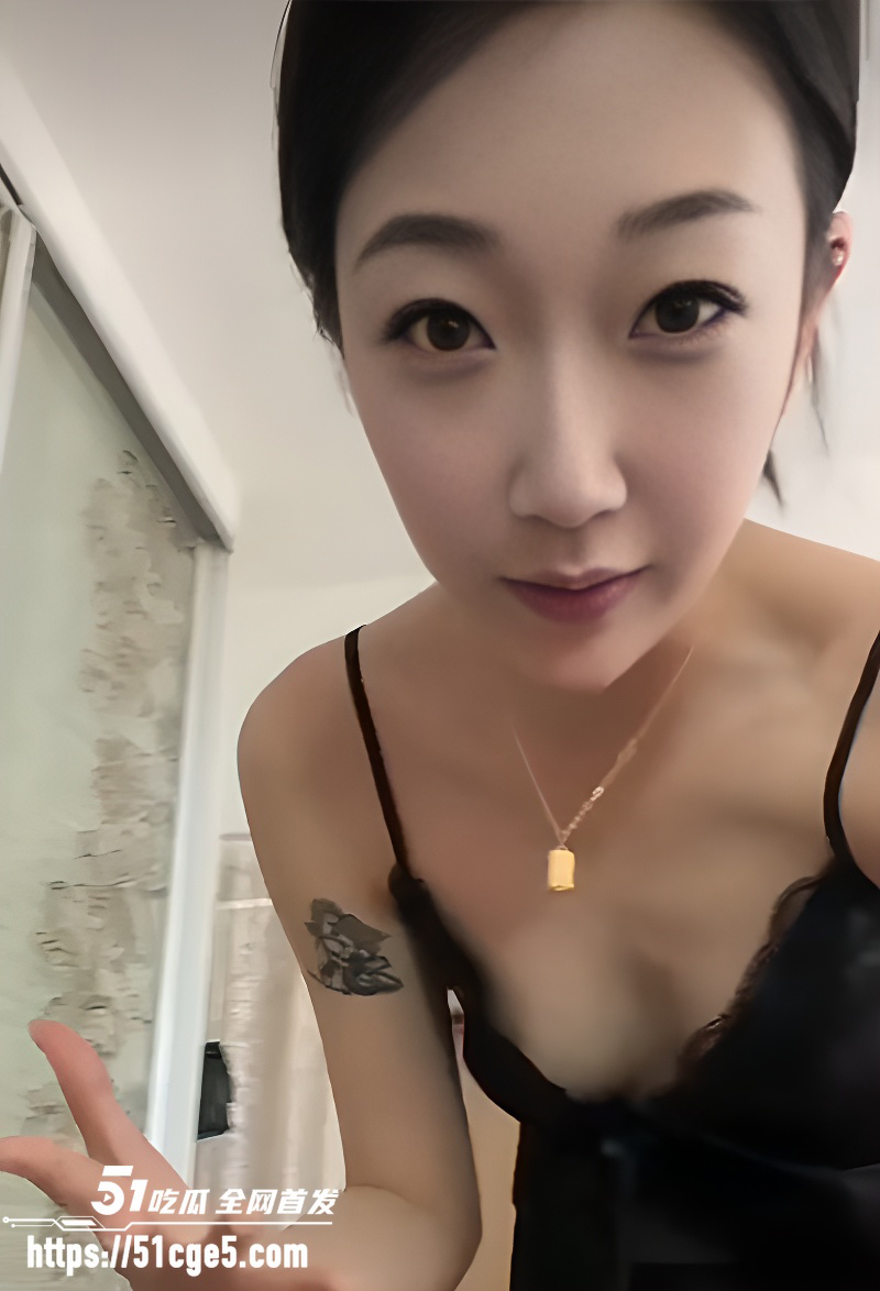 绝美网红主播真空走光合集 3 绝美网红主播真空走光合集 3