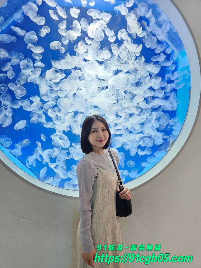 纹身大奶少妇 自拍露脸口交做爱视频曝光 女主超厉害舔蛋蛋 被操时叫声也很好听