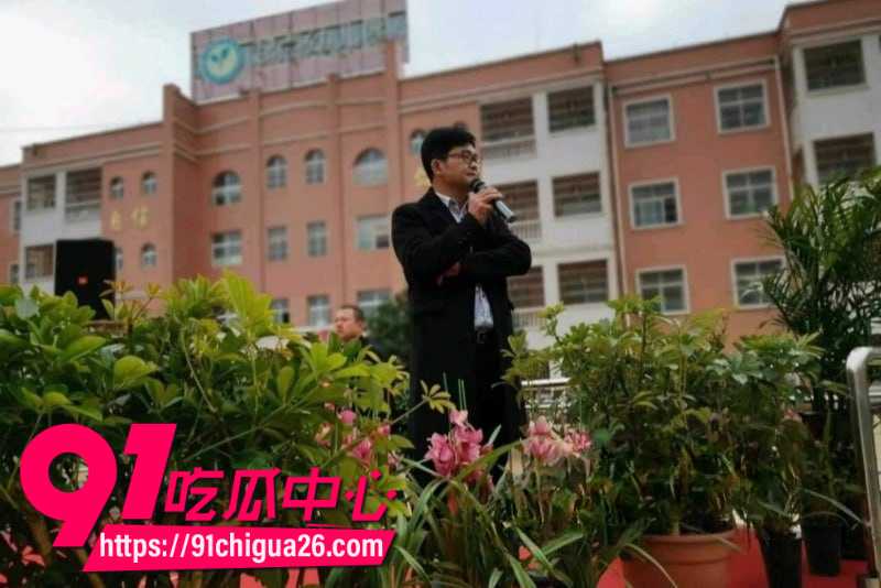 湖南永州郡祁中学副校长曾凡乔出轨女老师抛妻弃子6