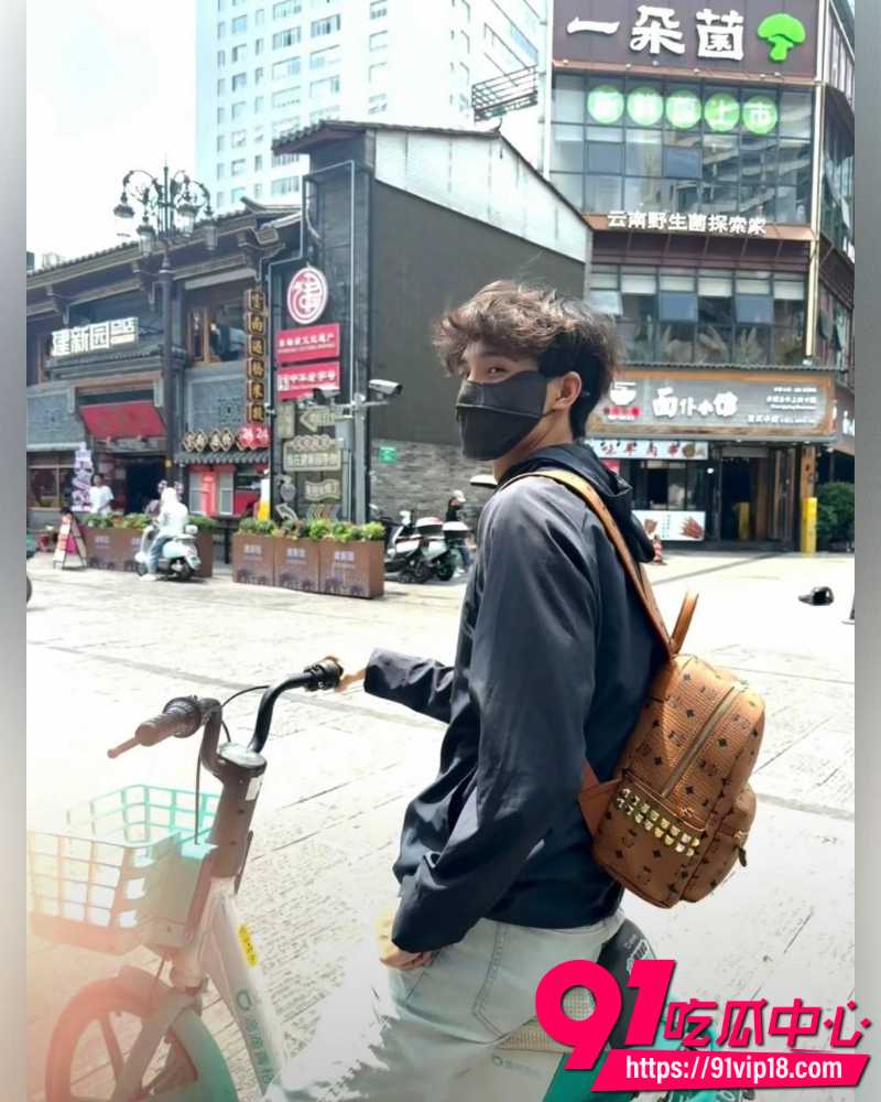 抖音网红不吃汉堡 21