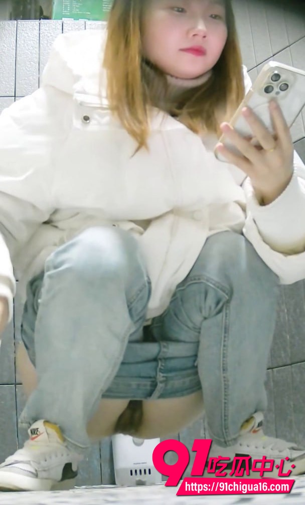 商场女厕8
