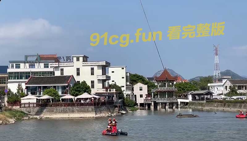 因为干旱，发现六七年前的沉车，惊见四名尸....全网都看呆了