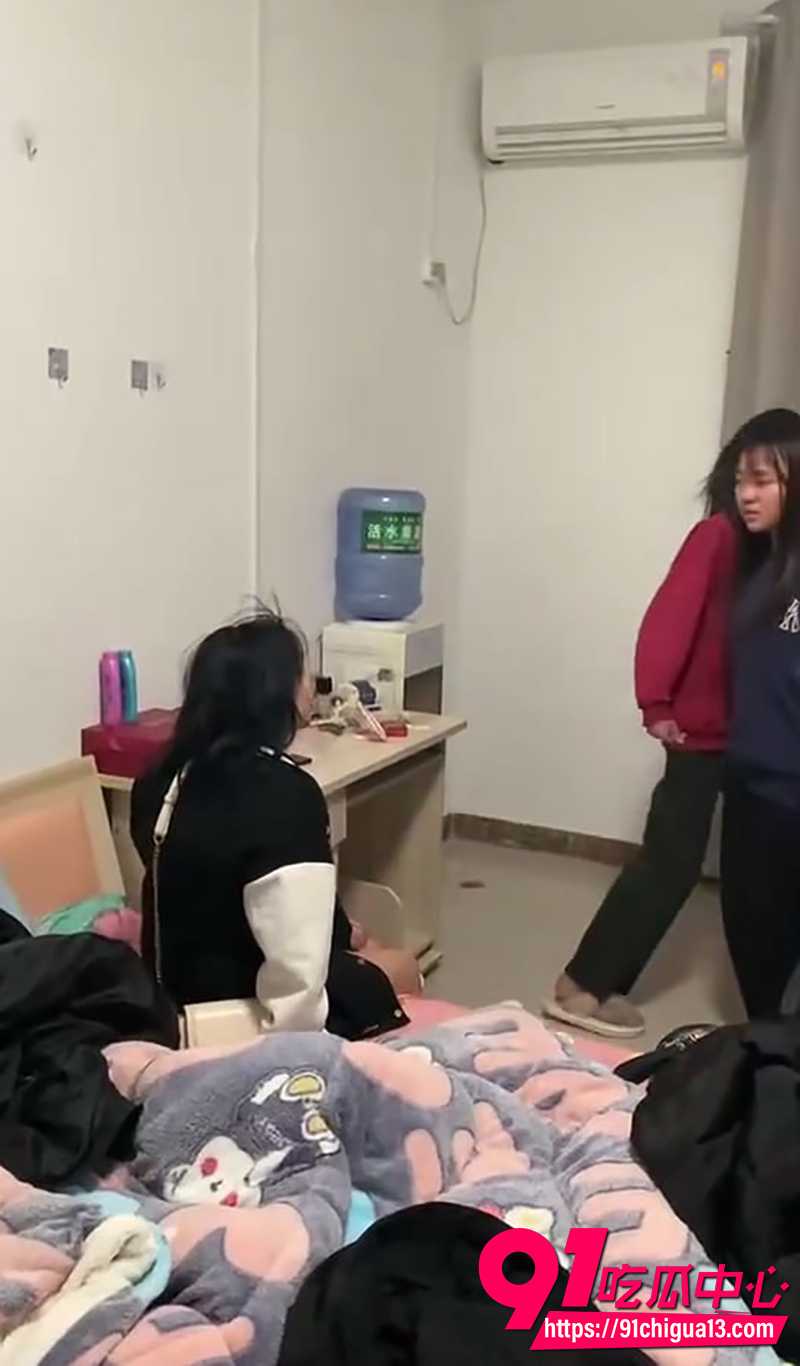 精神小妹霸凌 1