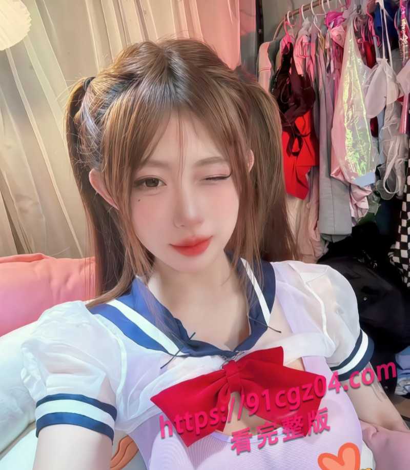 快手女网红 睡醒打老公 跟金主爸爸线下约炮！被偷偷拍下视频流出！
