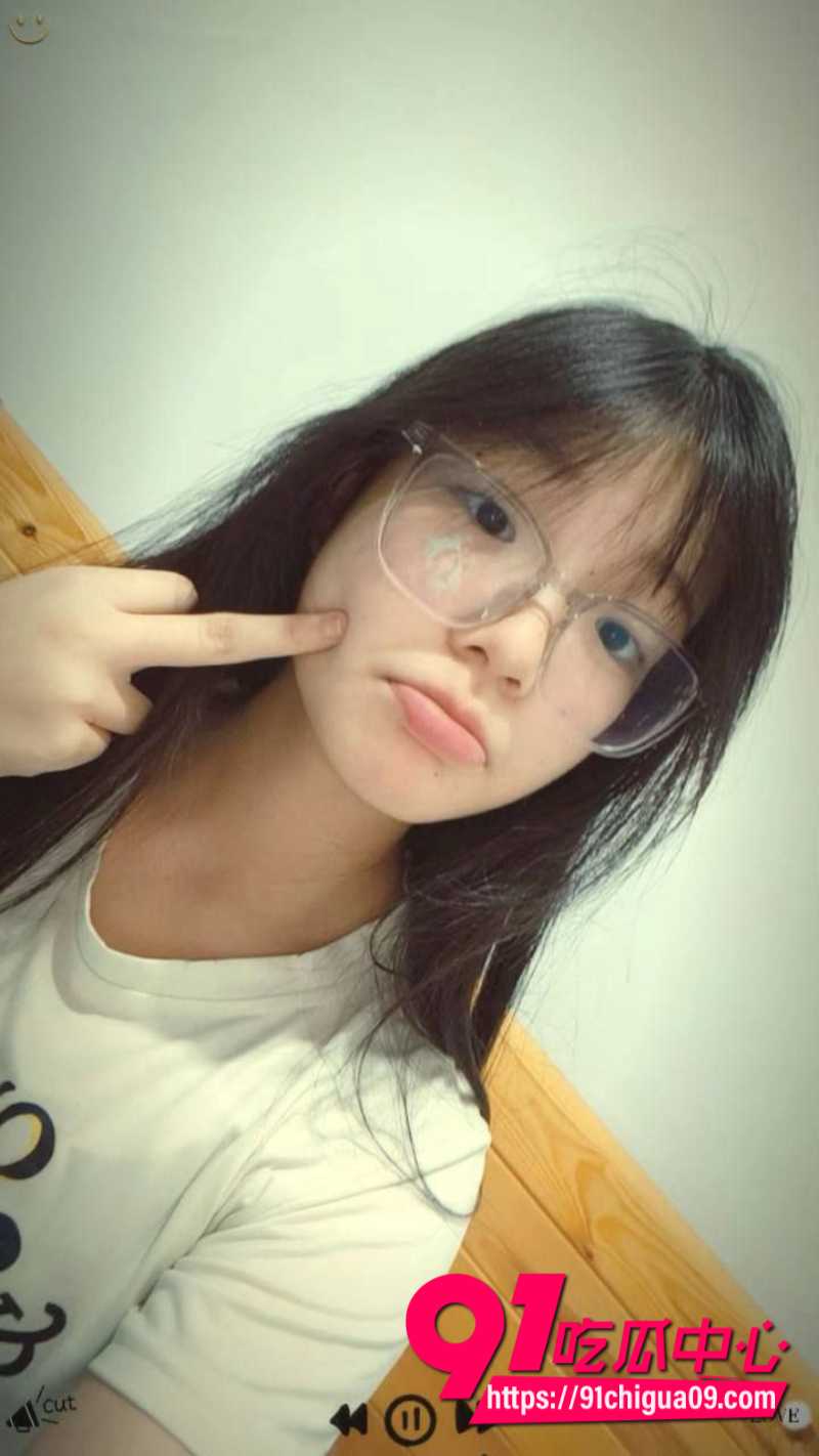 眼镜妹莹莹2
