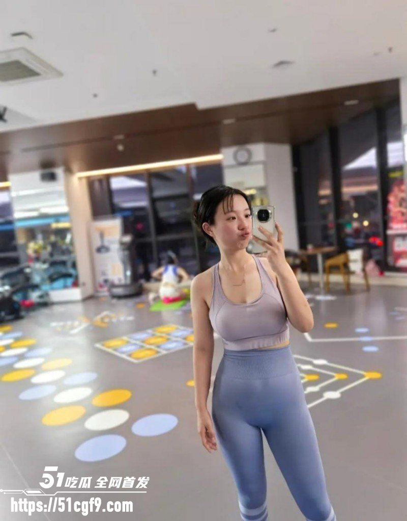 Lucky不懂车老公曝出轨视频07 Lucky不懂车老公曝出轨视频07