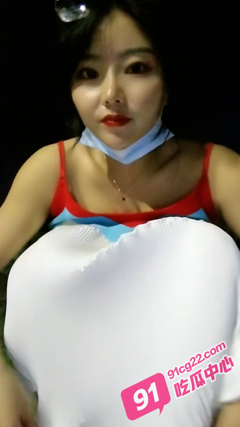 糙汉霸道爱上我！少妇街头直播勾引大叔 漫漫长夜被庄稼汉强力宠爱！ 配图2