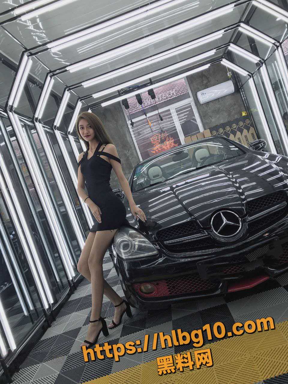 浙江超高颜值美女高挑车模赵琴制服丝袜诱惑金主，露脸口交爆操视频流出！