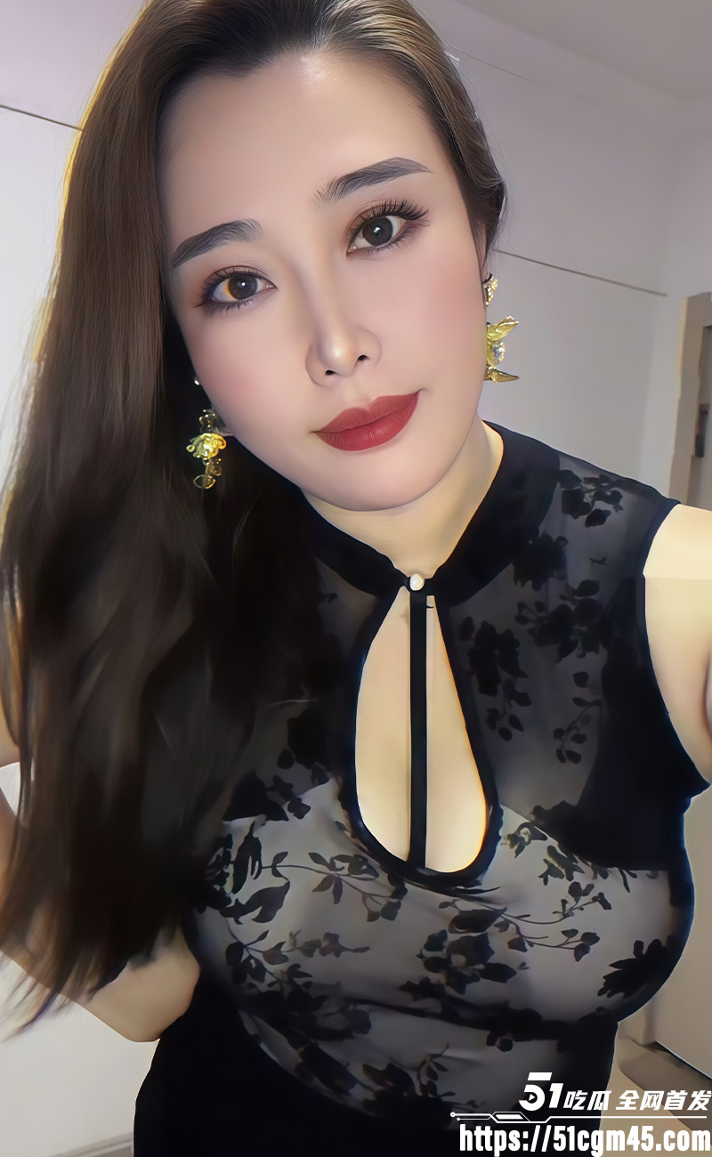 御姐 一对一自慰2