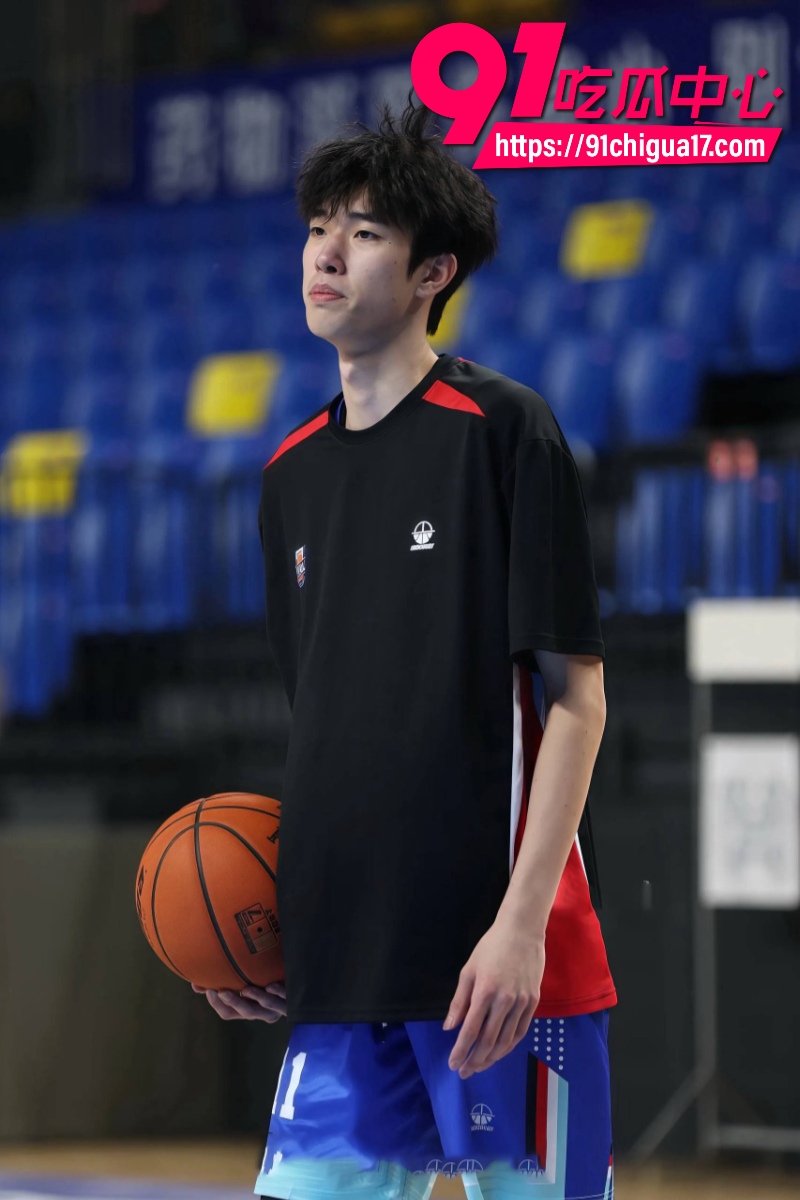 抖音百万女网红晗少李逸晗曝光前男友从睿言出轨53