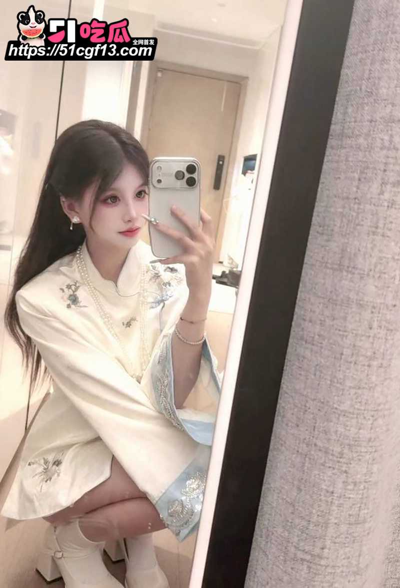 广西高颜值大学生性爱视频曝光 1 拷贝