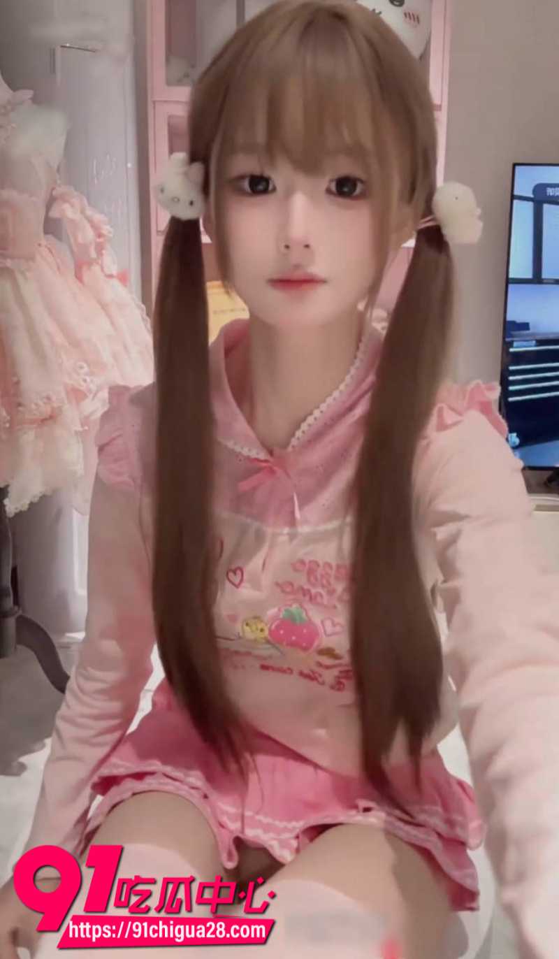 极品小萝莉福季雨粉嫩骚穴高清自慰福利1 极品小萝莉福季雨粉嫩骚穴高清自慰福利1
