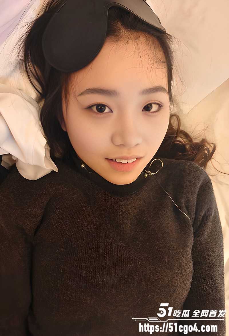 湖南理工大学纯欲白嫩妹钟晓红被调教性爱视频流出7拷贝